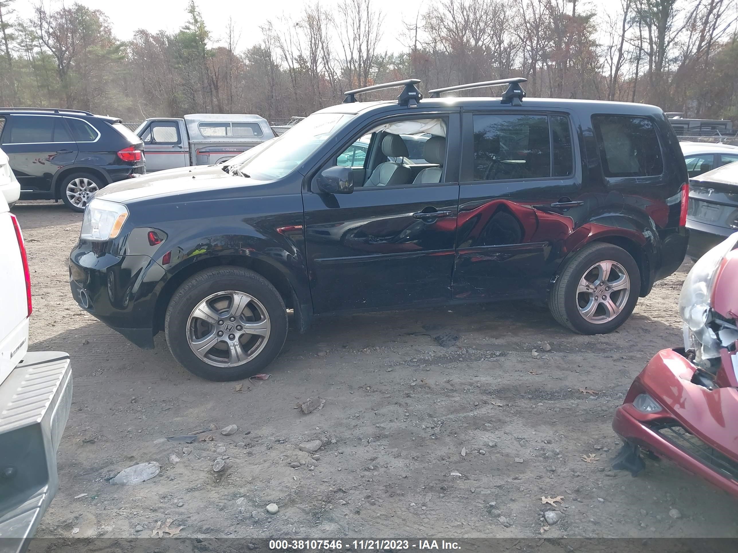 Photo 5 VIN: 5FNYF4H51DB048767 - HONDA PILOT 