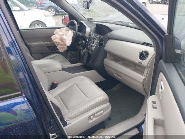 Photo 4 VIN: 5FNYF4H51FB072666 - HONDA PILOT 