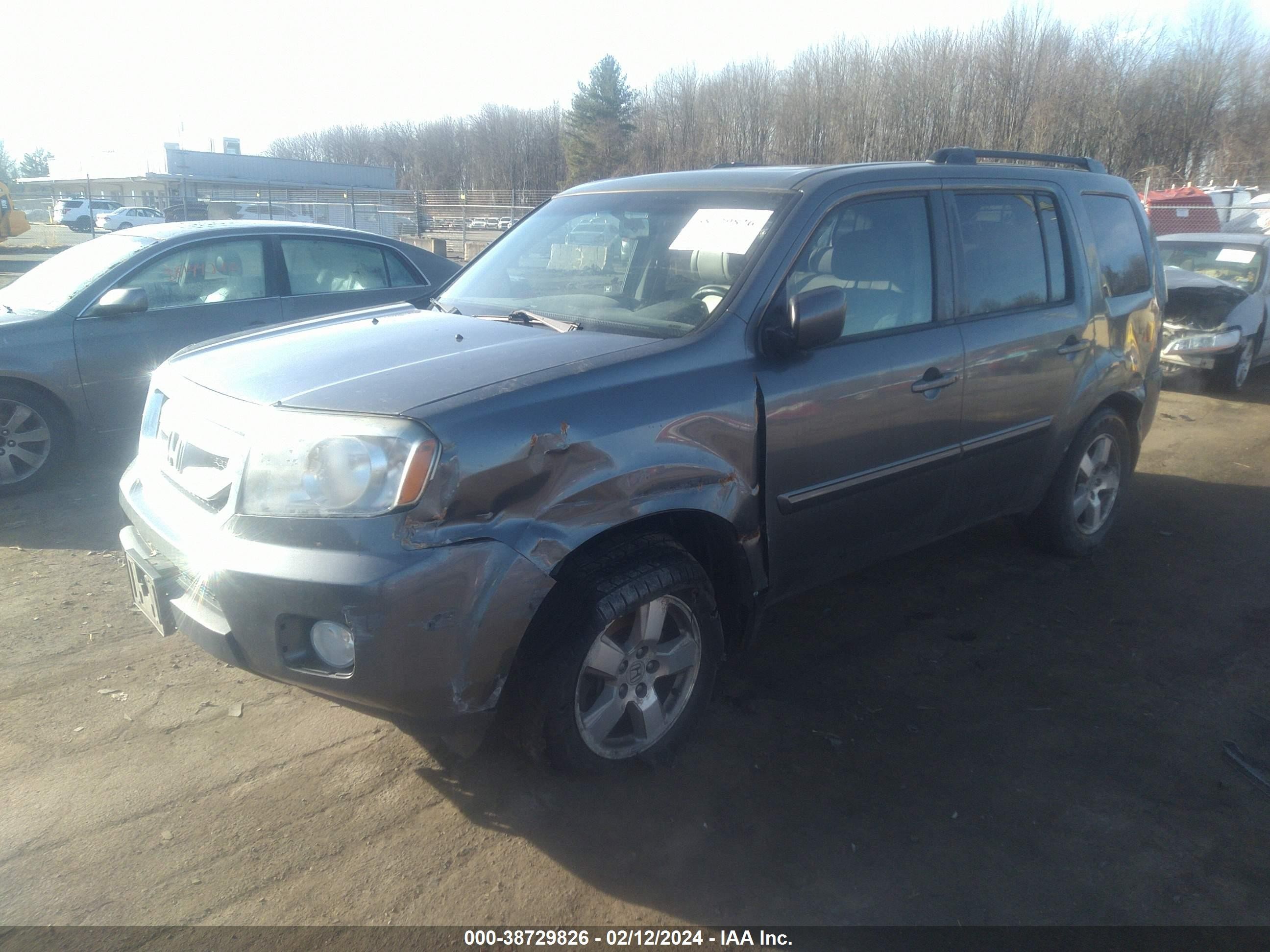 Photo 1 VIN: 5FNYF4H52BB009232 - HONDA PILOT 