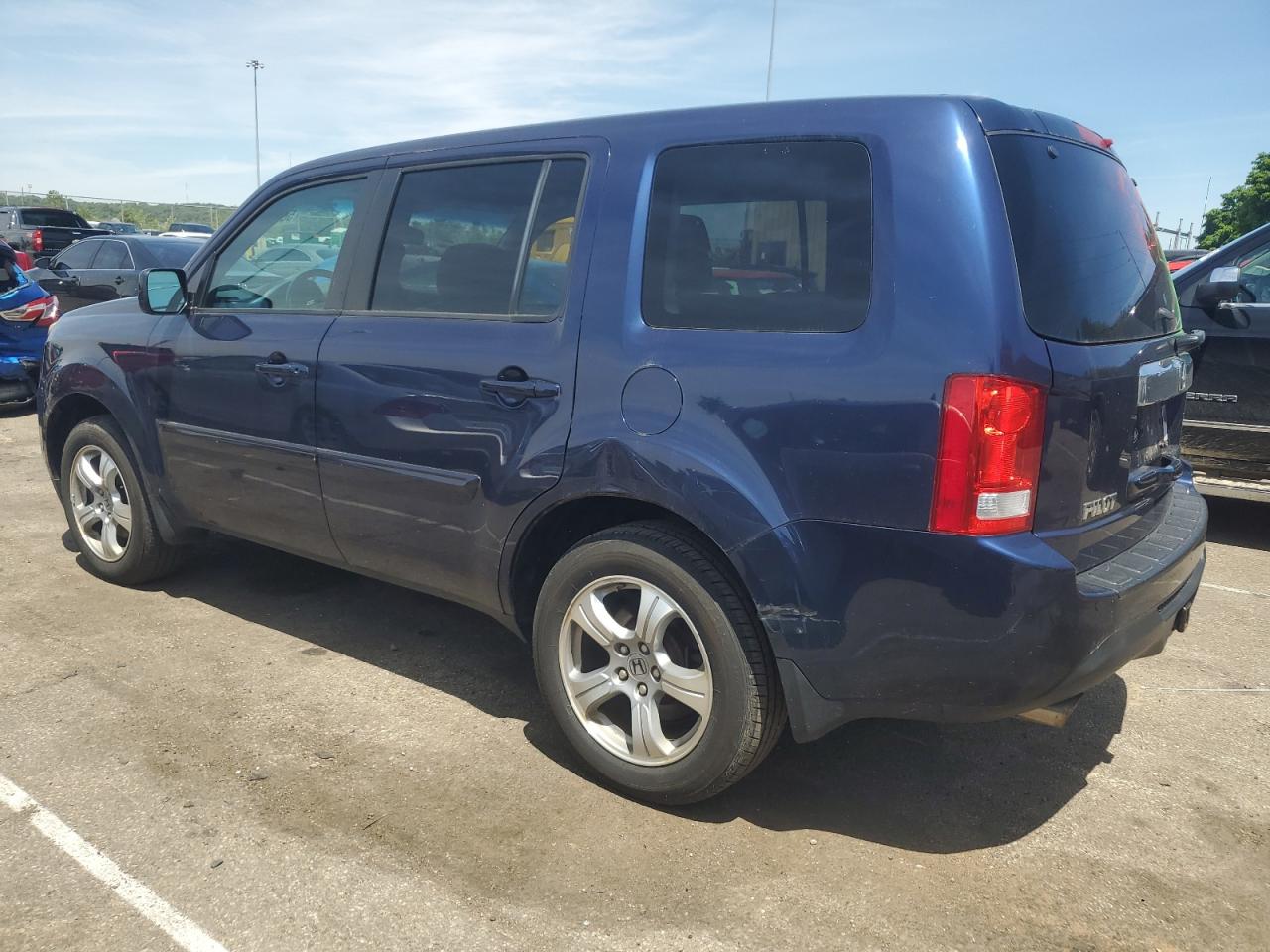 Photo 1 VIN: 5FNYF4H52EB052022 - HONDA PILOT 