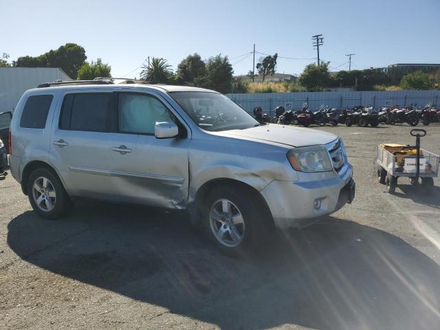 Photo 3 VIN: 5FNYF4H53BB008249 - HONDA PILOT 