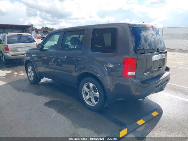 Photo 2 VIN: 5FNYF4H53FB012341 - HONDA PILOT 