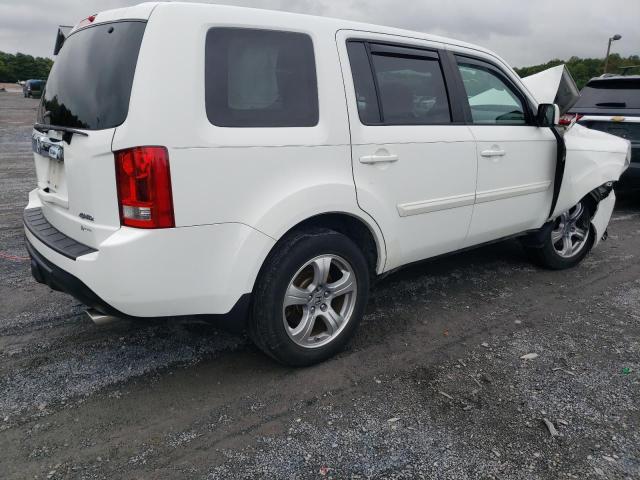 Photo 2 VIN: 5FNYF4H53FB027924 - HONDA PILOT 