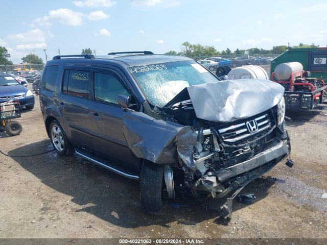 Photo 0 VIN: 5FNYF4H53FB031942 - HONDA PILOT 