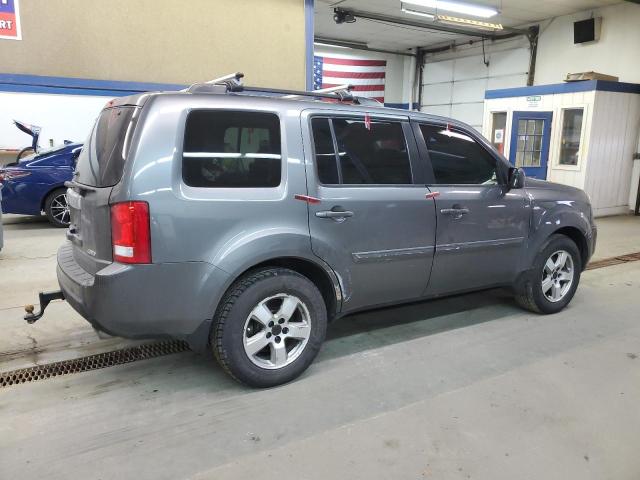 Photo 2 VIN: 5FNYF4H54BB106996 - HONDA PILOT 