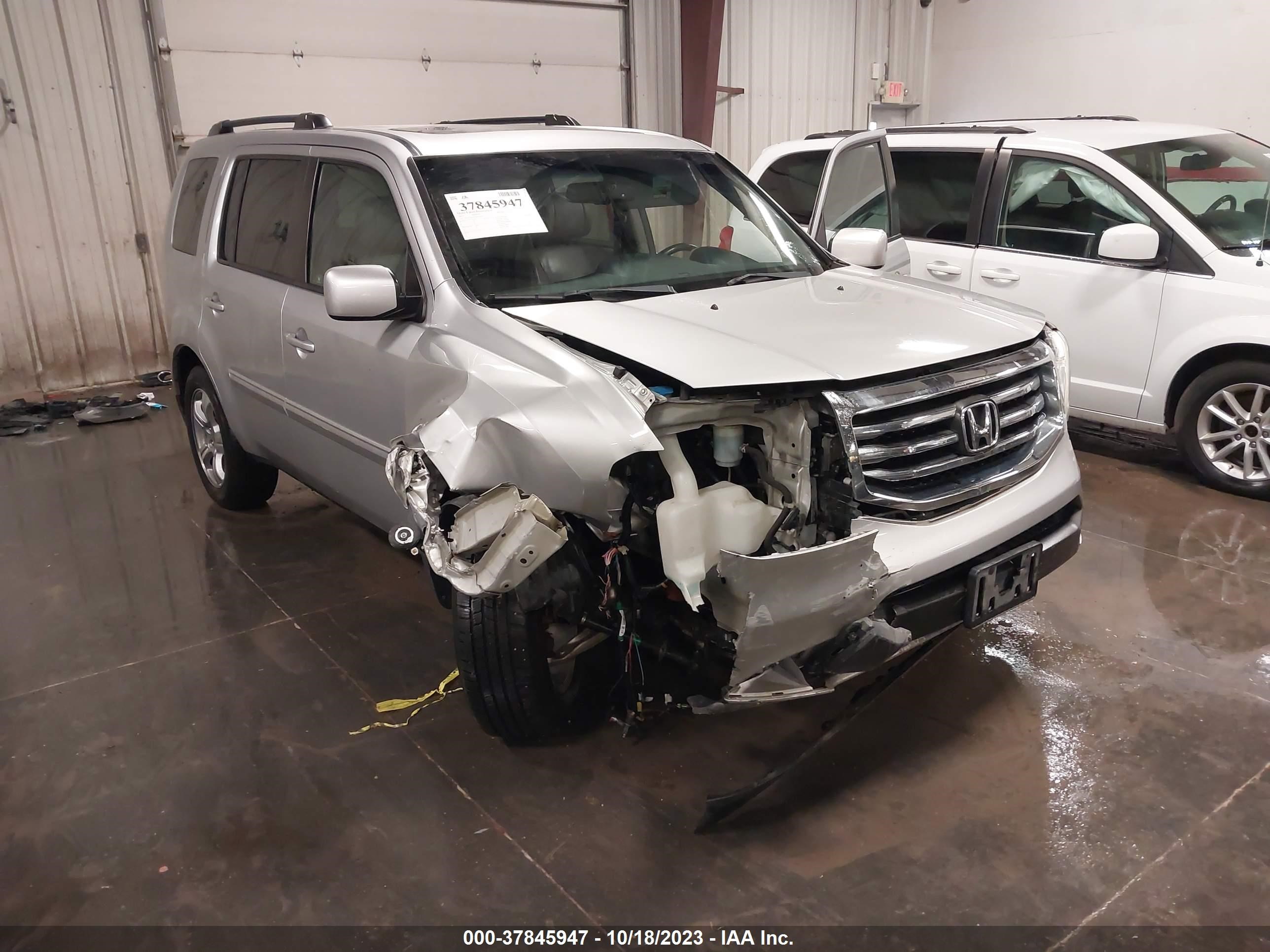 Photo 5 VIN: 5FNYF4H54CB065058 - HONDA PILOT 