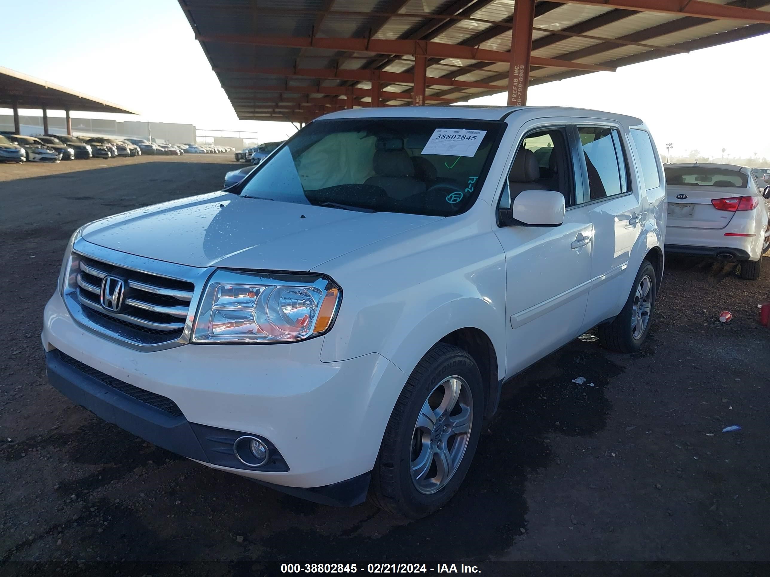 Photo 1 VIN: 5FNYF4H54CB066355 - HONDA PILOT 