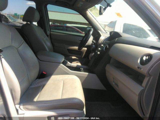 Photo 4 VIN: 5FNYF4H54FB021629 - HONDA PILOT 