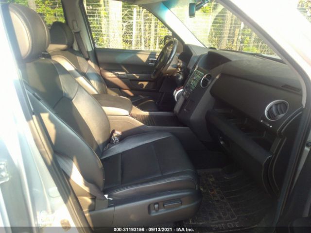 Photo 4 VIN: 5FNYF4H55AB038299 - HONDA PILOT 