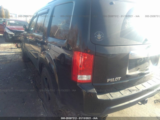 Photo 2 VIN: 5FNYF4H55BB003523 - HONDA PILOT 