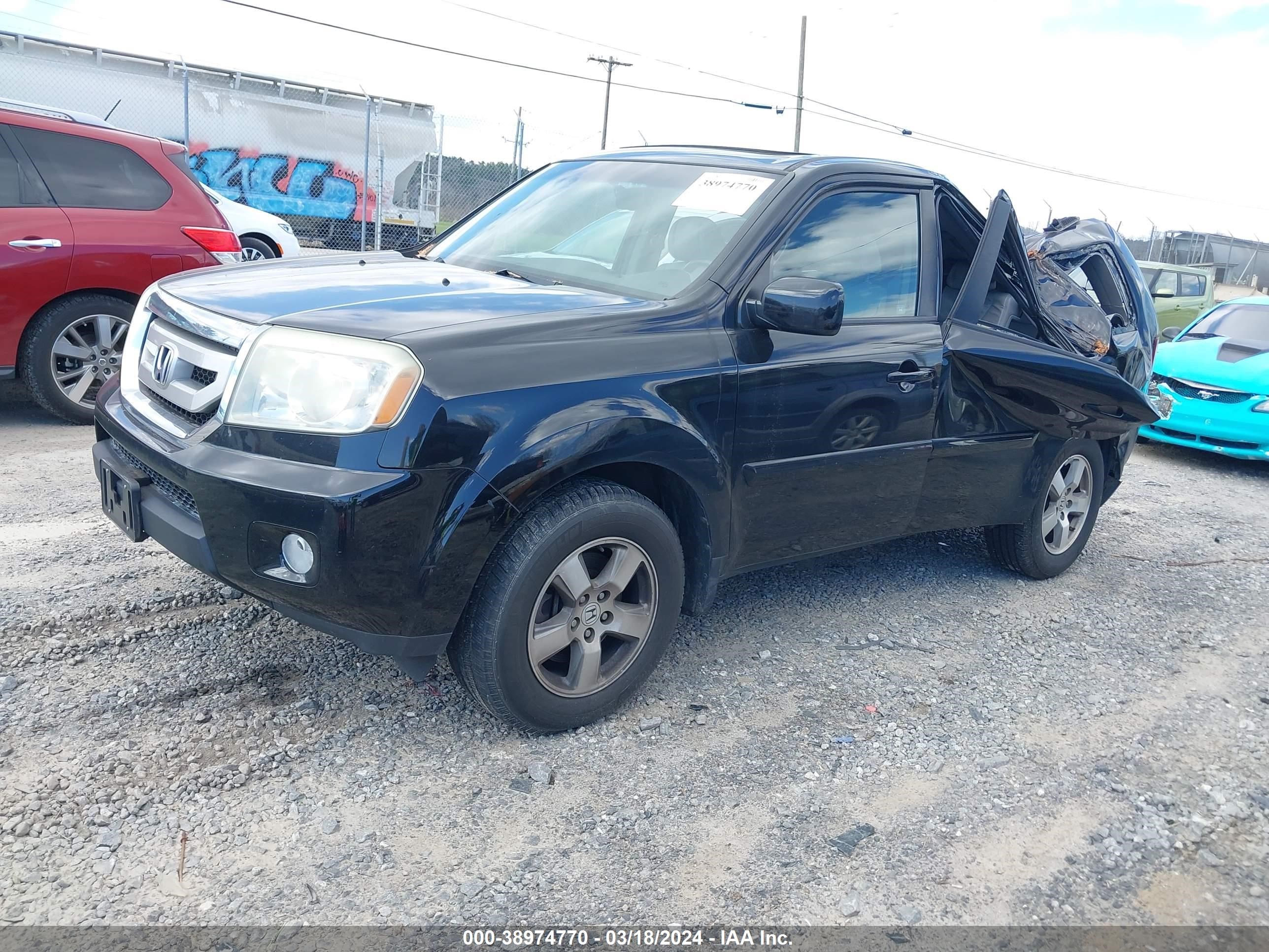 Photo 1 VIN: 5FNYF4H55BB010133 - HONDA PILOT 