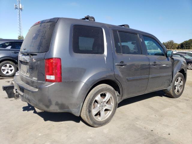 Photo 2 VIN: 5FNYF4H55CB056384 - HONDA PILOT 