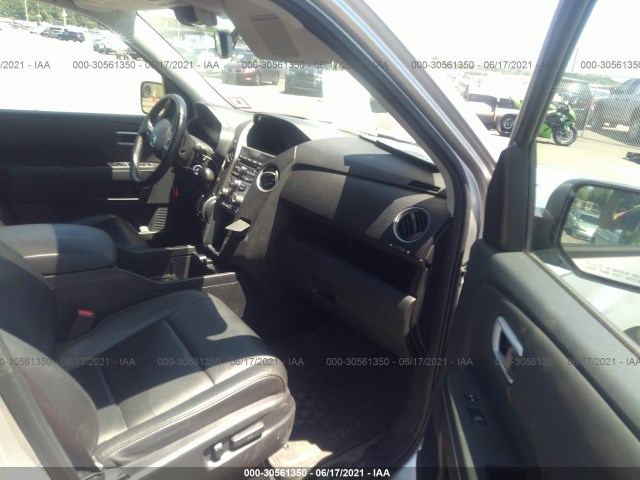 Photo 4 VIN: 5FNYF4H55DB048092 - HONDA PILOT 