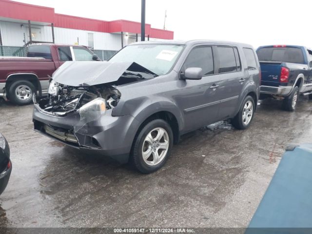 Photo 1 VIN: 5FNYF4H55FB037015 - HONDA PILOT 