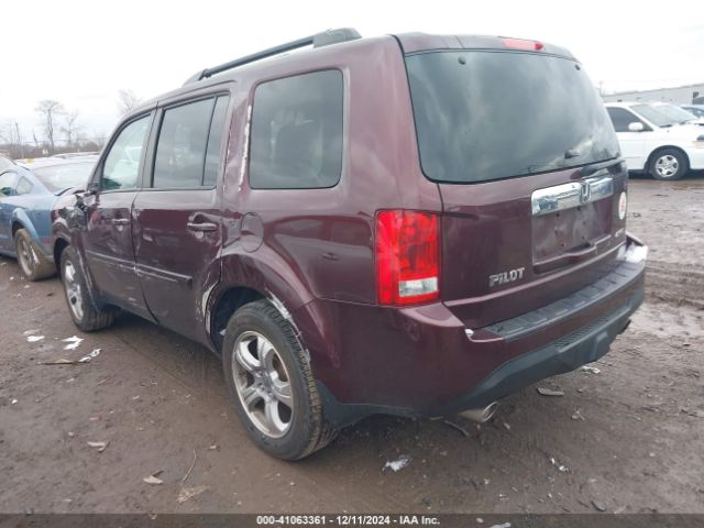 Photo 2 VIN: 5FNYF4H55FB070127 - HONDA PILOT 