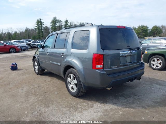 Photo 2 VIN: 5FNYF4H56BB013218 - HONDA PILOT 