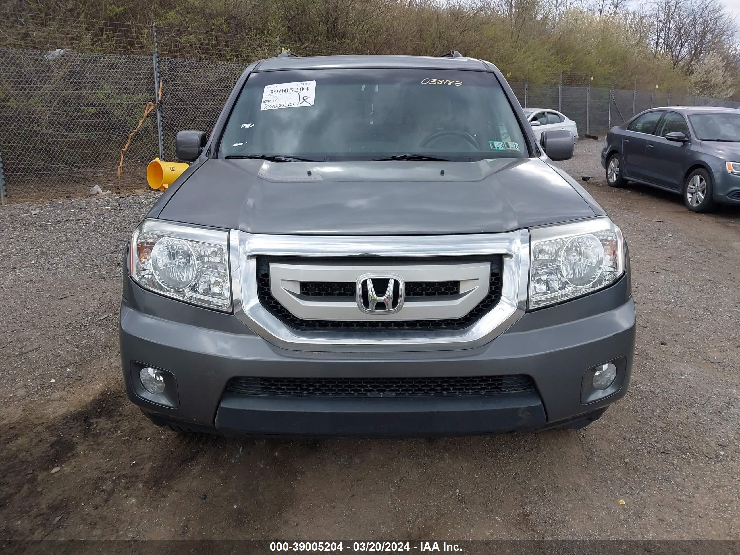 Photo 5 VIN: 5FNYF4H56BB038183 - HONDA PILOT 