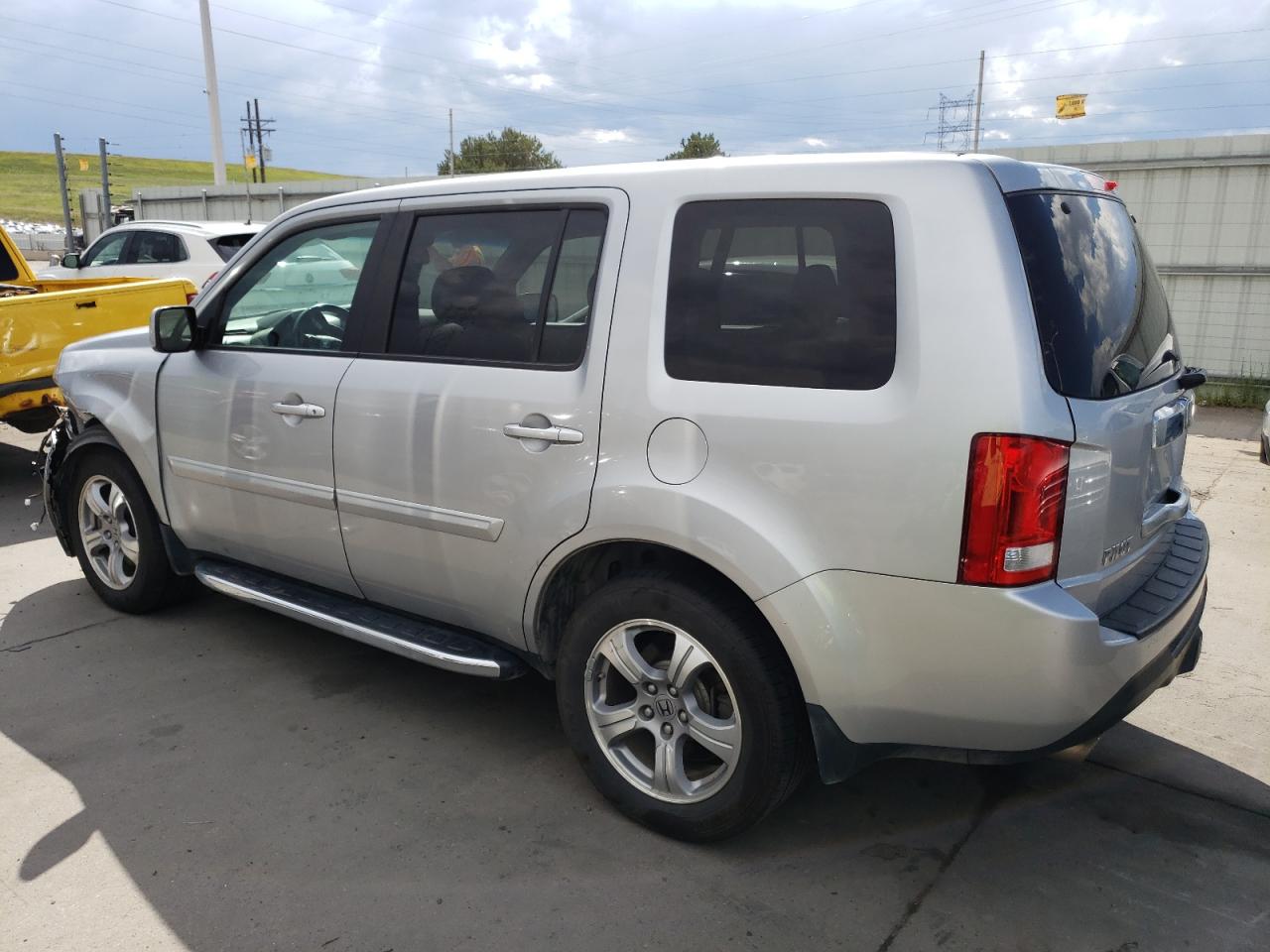 Photo 1 VIN: 5FNYF4H56CB024740 - HONDA PILOT 