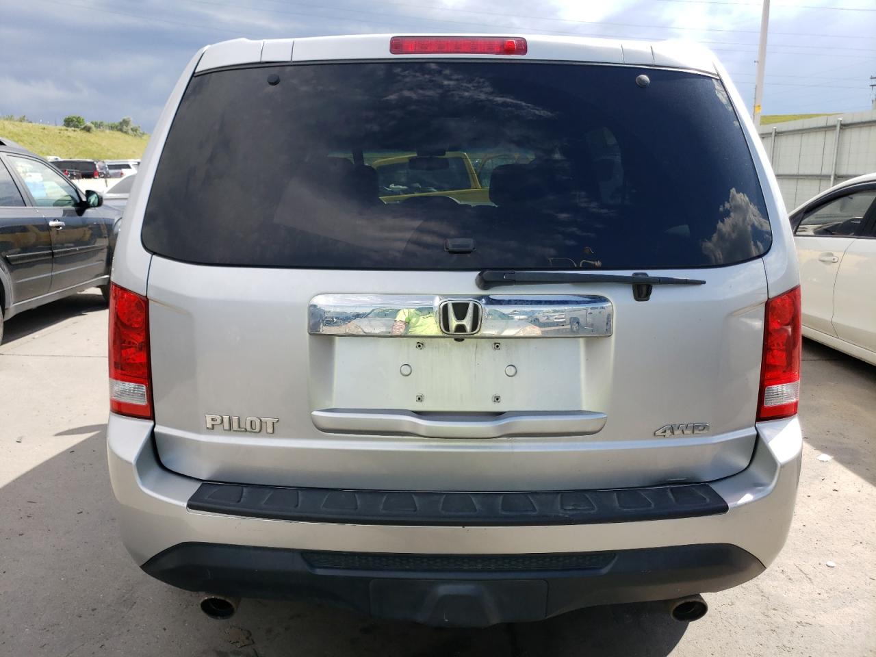 Photo 5 VIN: 5FNYF4H56CB024740 - HONDA PILOT 