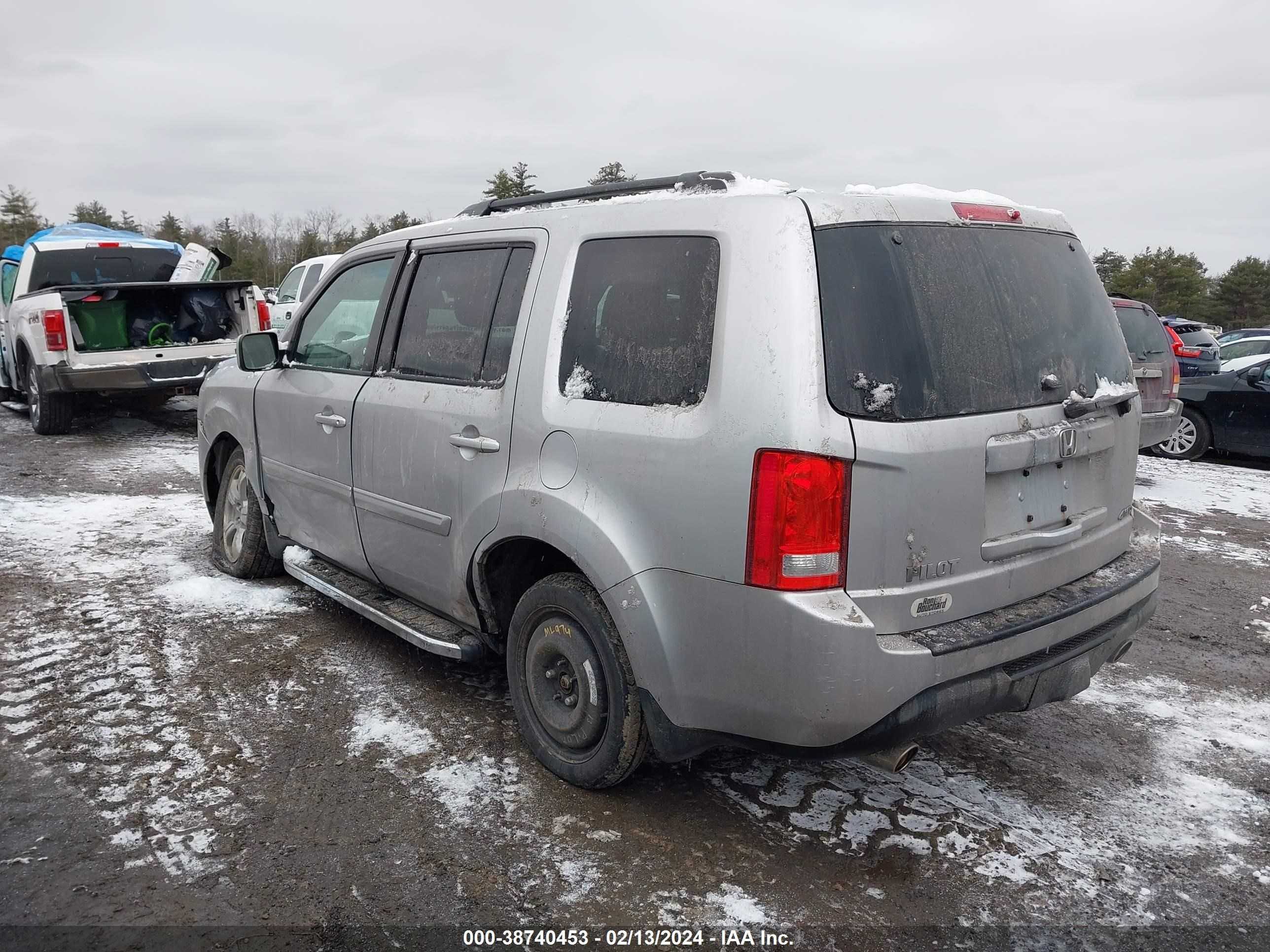 Photo 11 VIN: 5FNYF4H56CB037164 - HONDA PILOT 