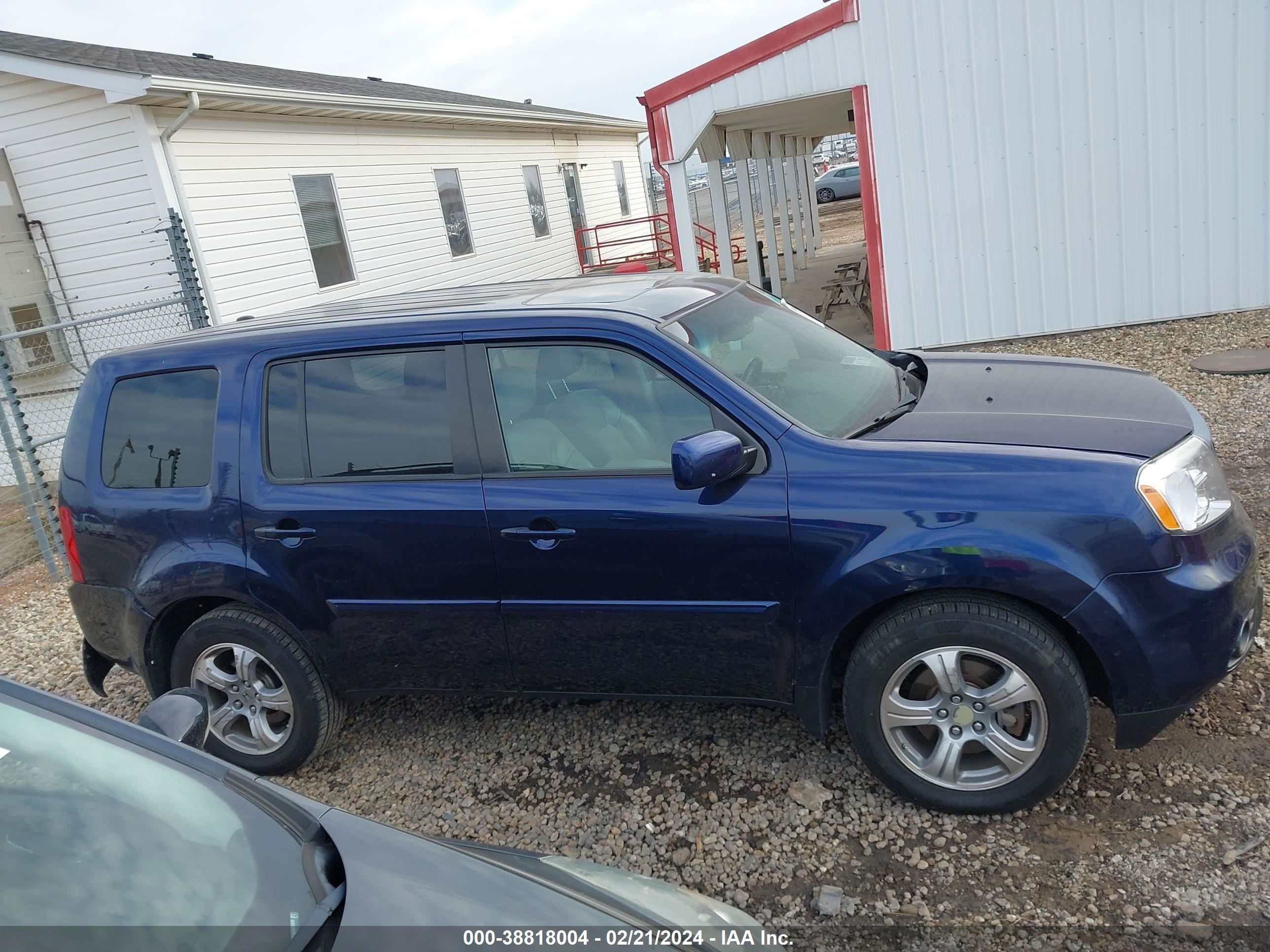 Photo 12 VIN: 5FNYF4H56EB051858 - HONDA PILOT 