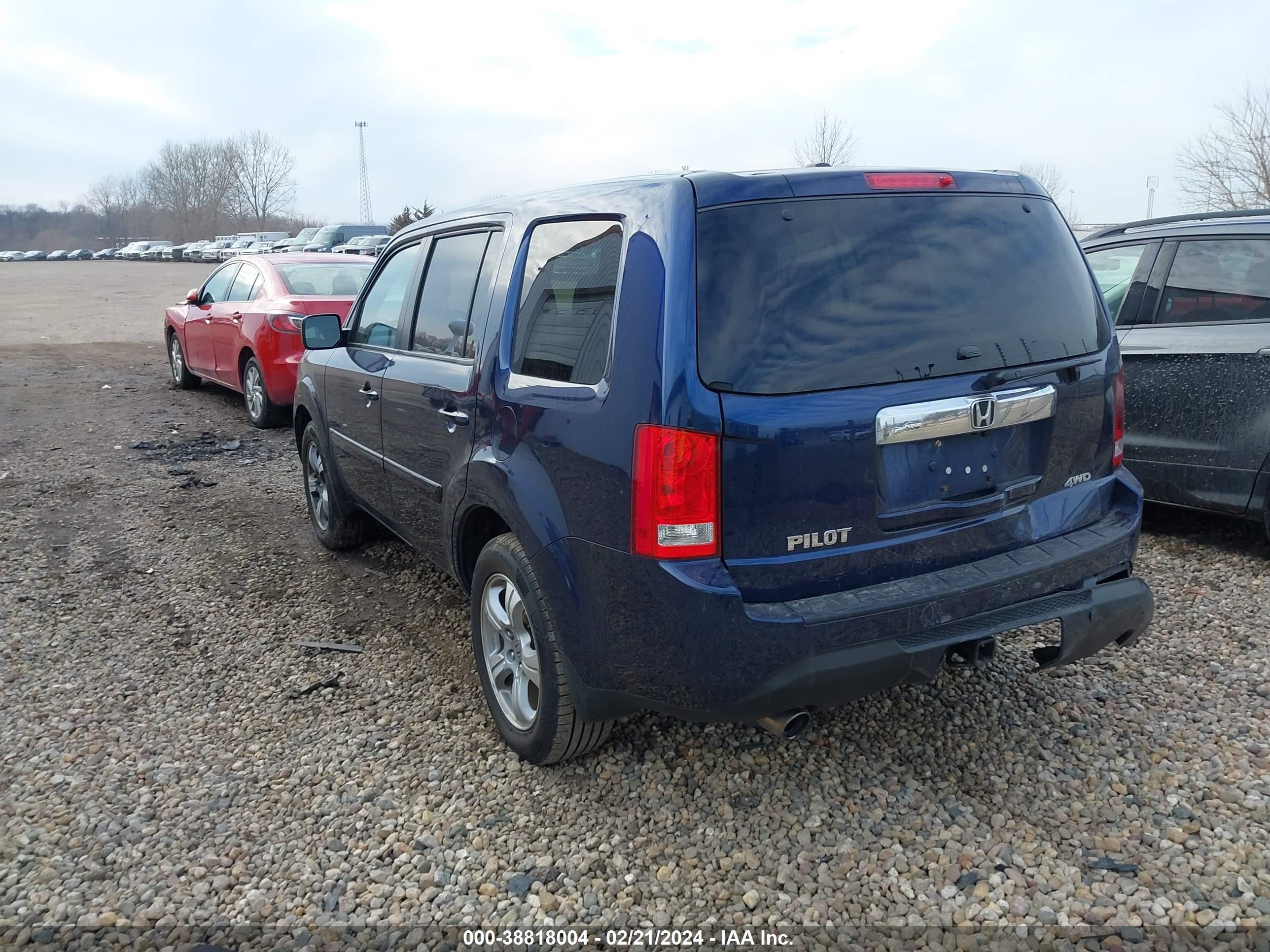 Photo 2 VIN: 5FNYF4H56EB051858 - HONDA PILOT 