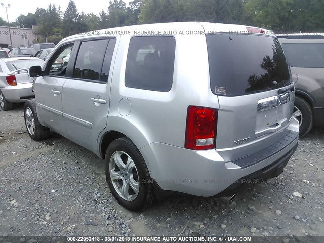 Photo 2 VIN: 5FNYF4H56FB017808 - HONDA PILOT 