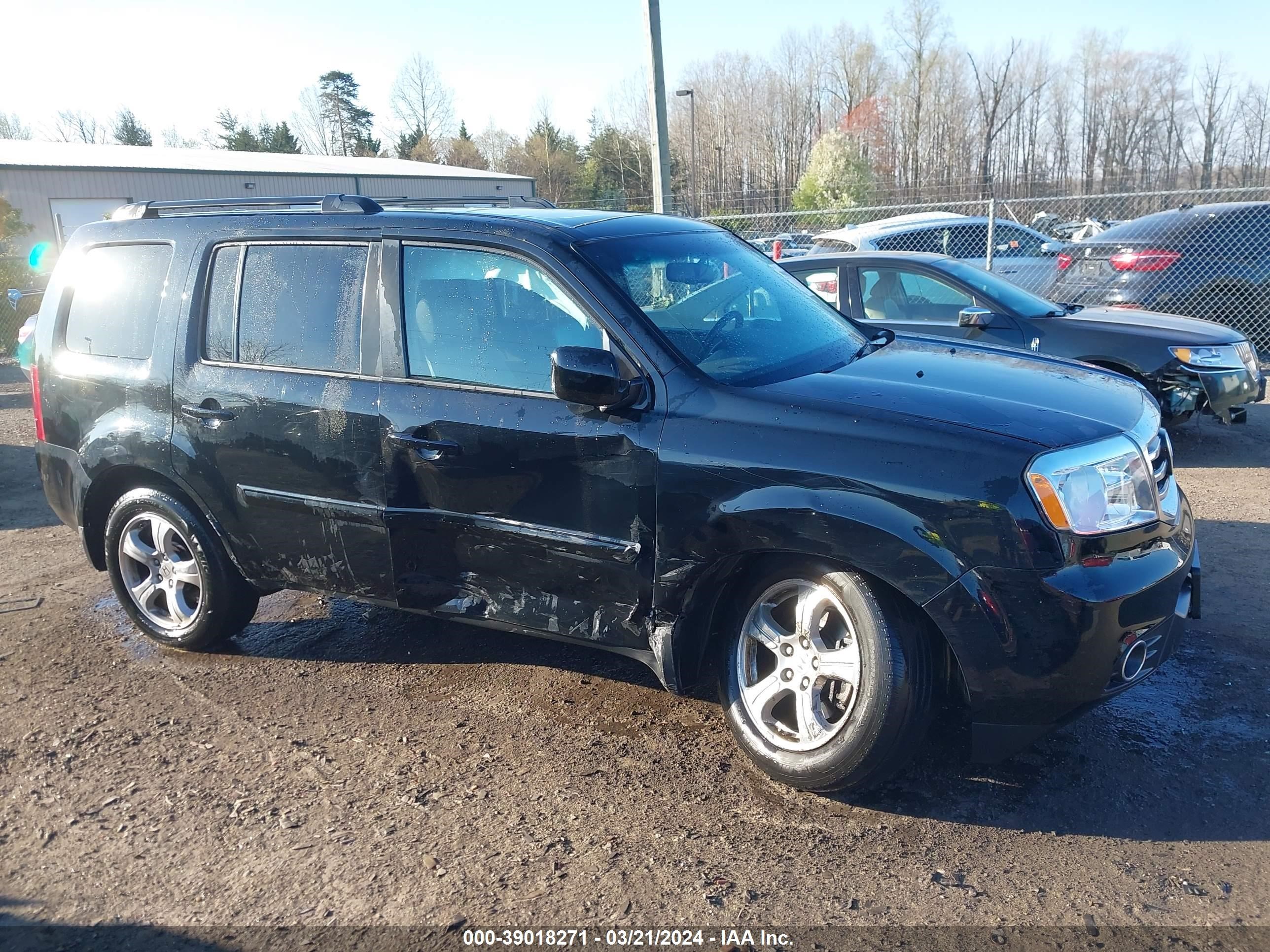 Photo 5 VIN: 5FNYF4H56FB034544 - HONDA PILOT 