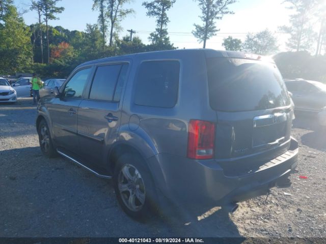 Photo 2 VIN: 5FNYF4H56FB050548 - HONDA PILOT 