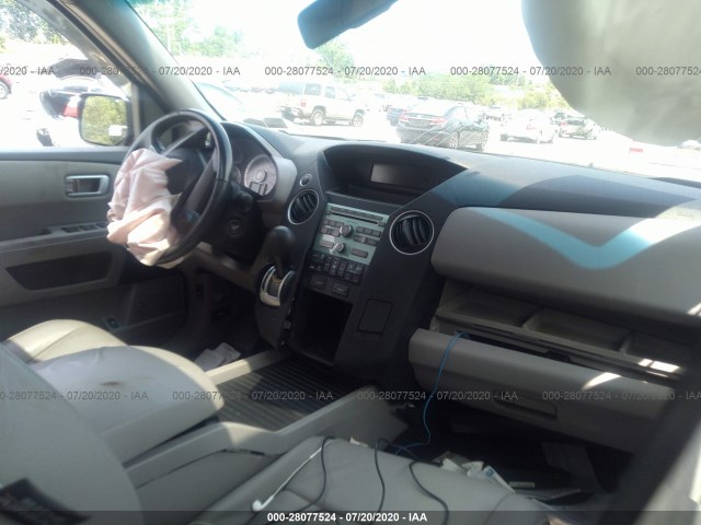 Photo 4 VIN: 5FNYF4H57AB025912 - HONDA PILOT 