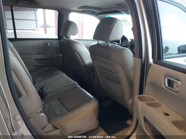 Photo 7 VIN: 5FNYF4H58AB022761 - HONDA PILOT 