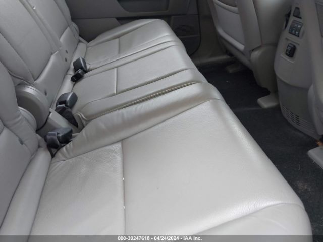 Photo 7 VIN: 5FNYF4H58BB055566 - HONDA PILOT 