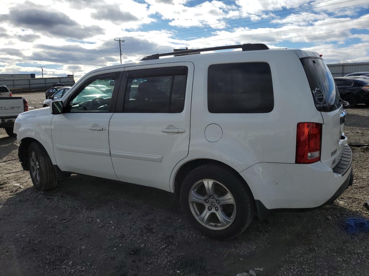 Photo 1 VIN: 5FNYF4H58DB085010 - HONDA PILOT 