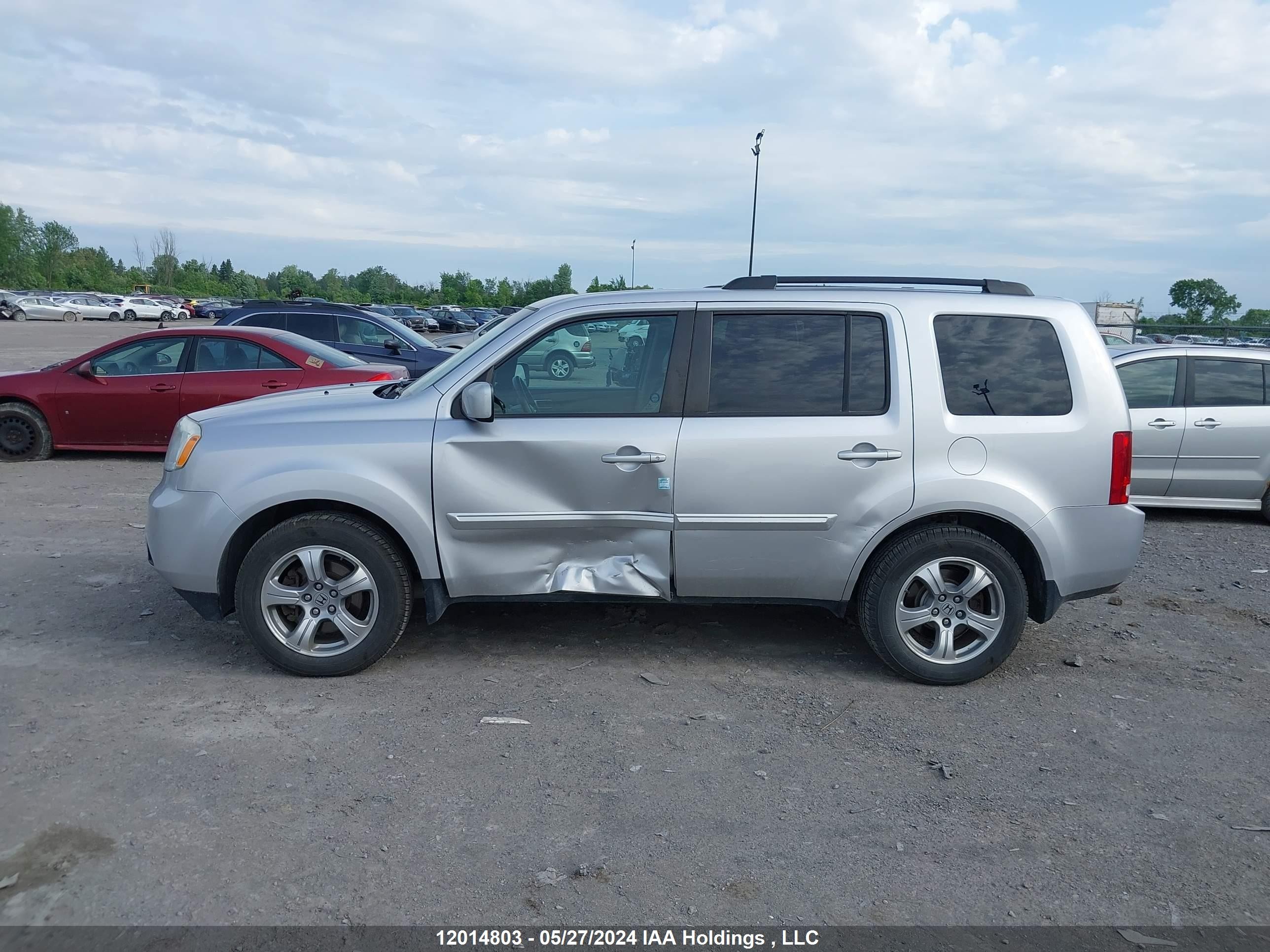 Photo 13 VIN: 5FNYF4H58DB505722 - HONDA PILOT 