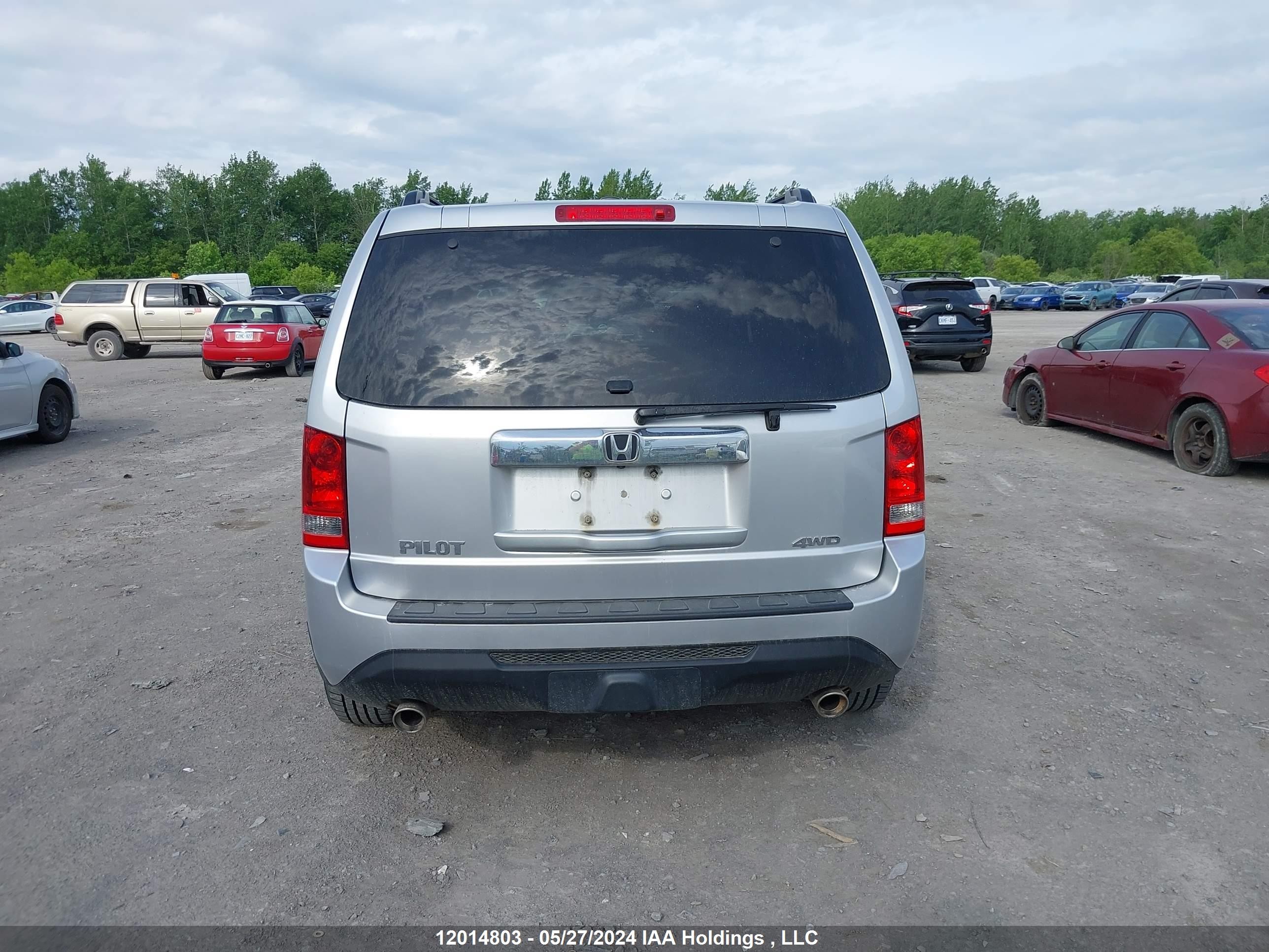 Photo 15 VIN: 5FNYF4H58DB505722 - HONDA PILOT 