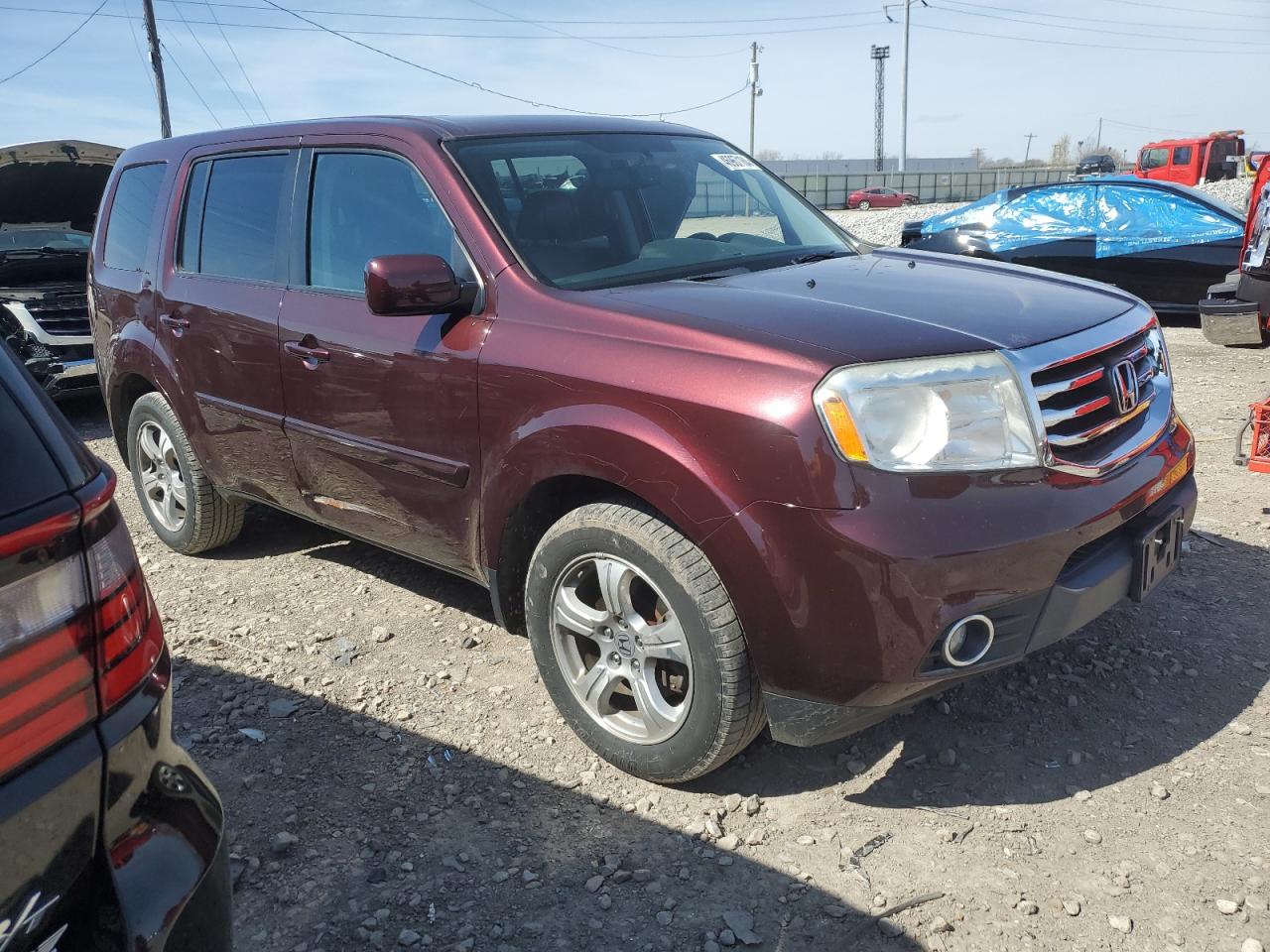 Photo 3 VIN: 5FNYF4H58FB038112 - HONDA PILOT 