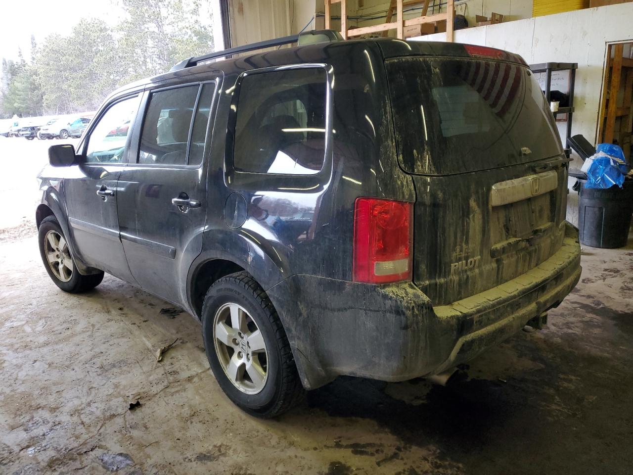 Photo 1 VIN: 5FNYF4H59BB053518 - HONDA PILOT 