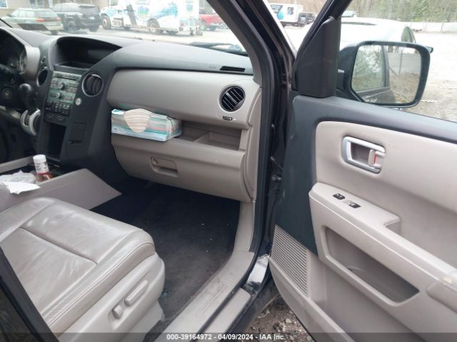 Photo 4 VIN: 5FNYF4H59BB055544 - HONDA PILOT 