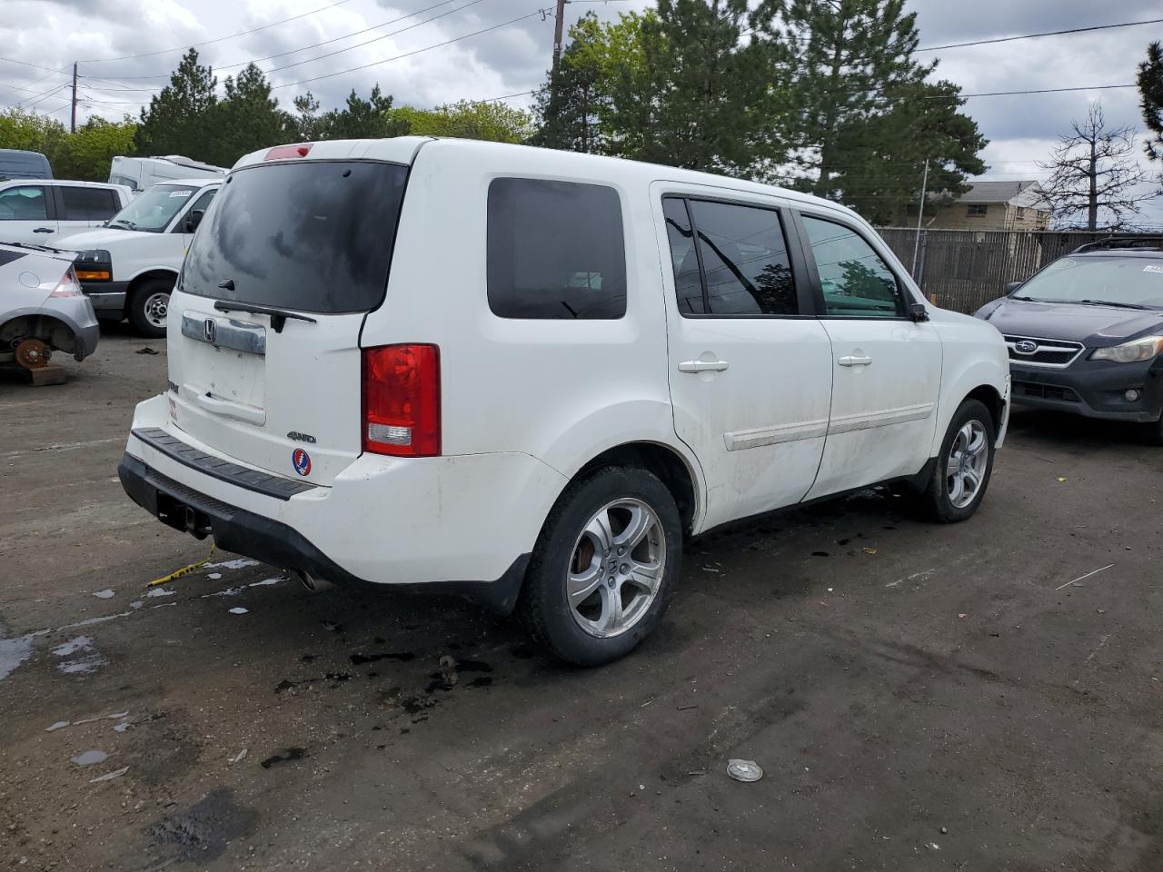 Photo 2 VIN: 5FNYF4H59CB055707 - HONDA PILOT 