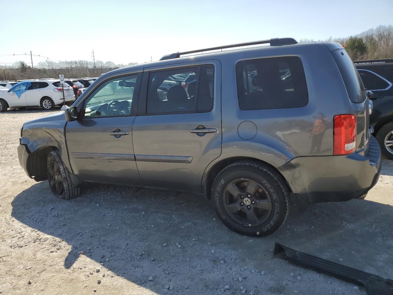 Photo 1 VIN: 5FNYF4H5XAB013401 - HONDA PILOT 