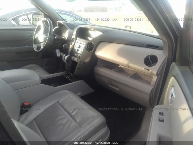 Photo 4 VIN: 5FNYF4H5XBB052412 - HONDA PILOT 