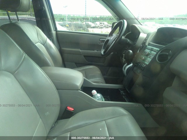 Photo 4 VIN: 5FNYF4H5XBB100734 - HONDA PILOT 