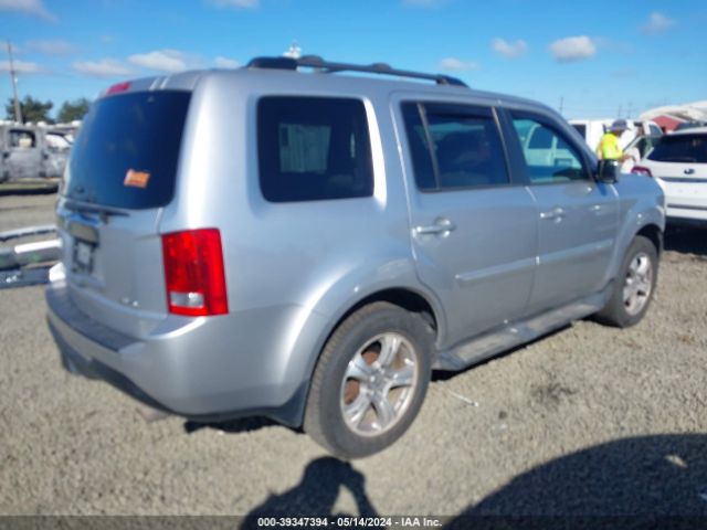 Photo 3 VIN: 5FNYF4H5XDB057726 - HONDA PILOT 