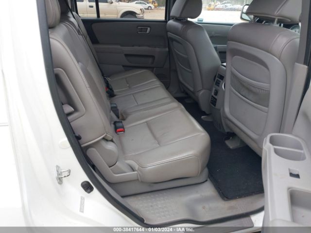 Photo 7 VIN: 5FNYF4H60BB027656 - HONDA PILOT 