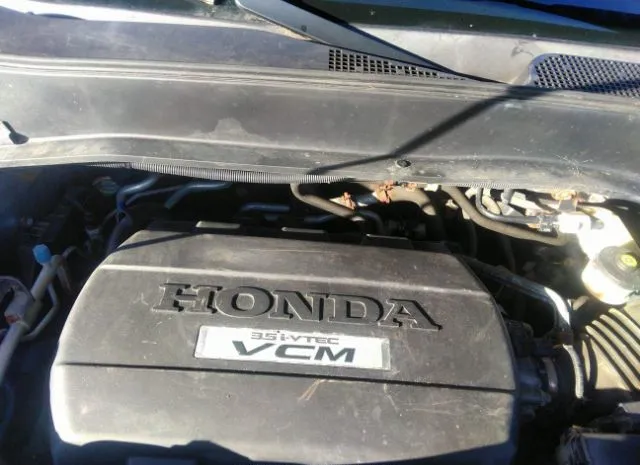 Photo 9 VIN: 5FNYF4H61AB006815 - HONDA PILOT 