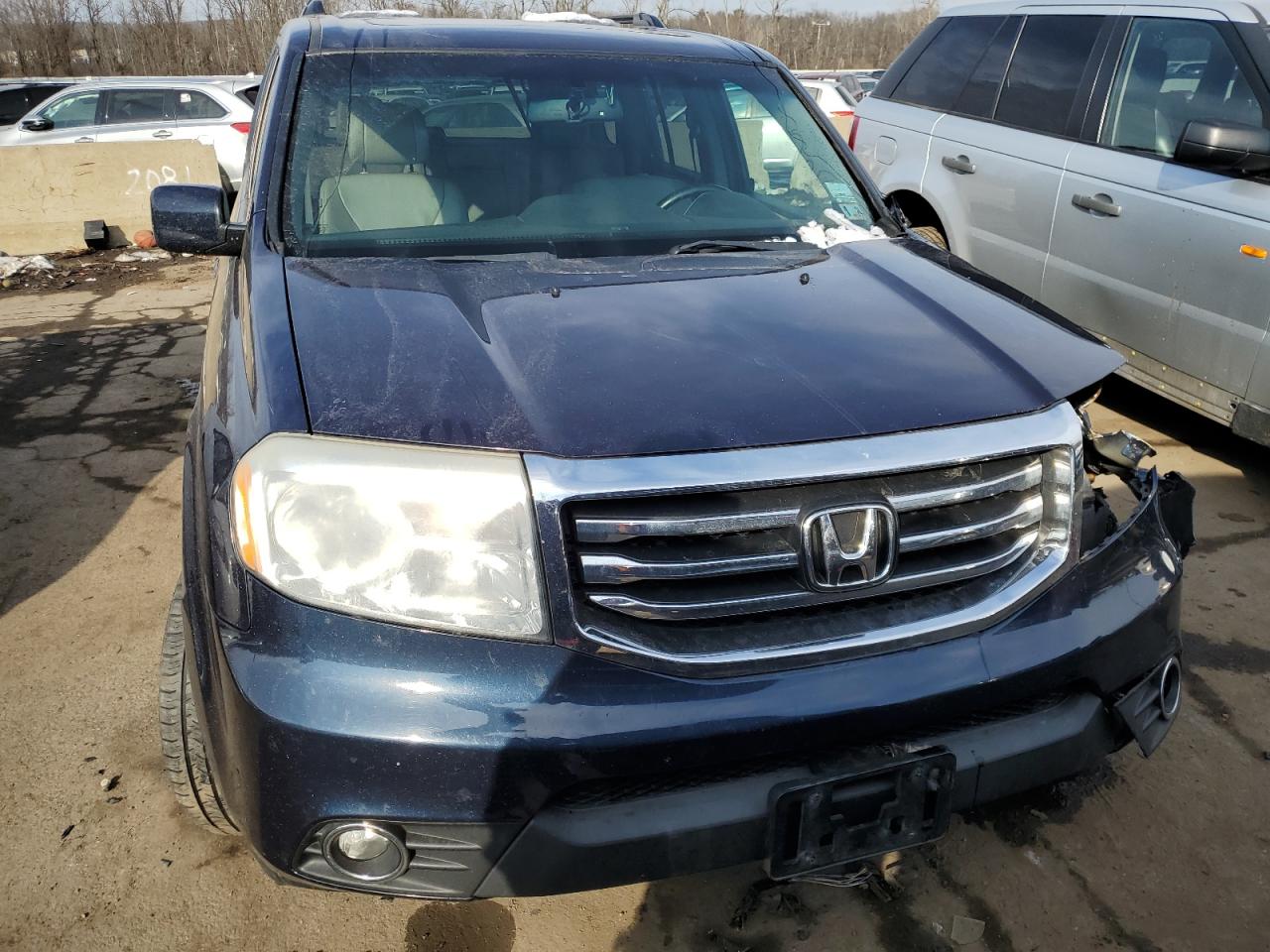 Photo 4 VIN: 5FNYF4H61CB078651 - HONDA PILOT 