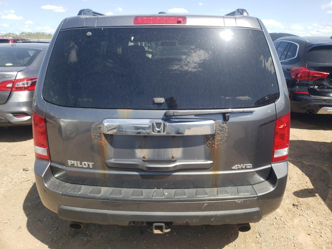 Photo 5 VIN: 5FNYF4H63BB037436 - HONDA PILOT 