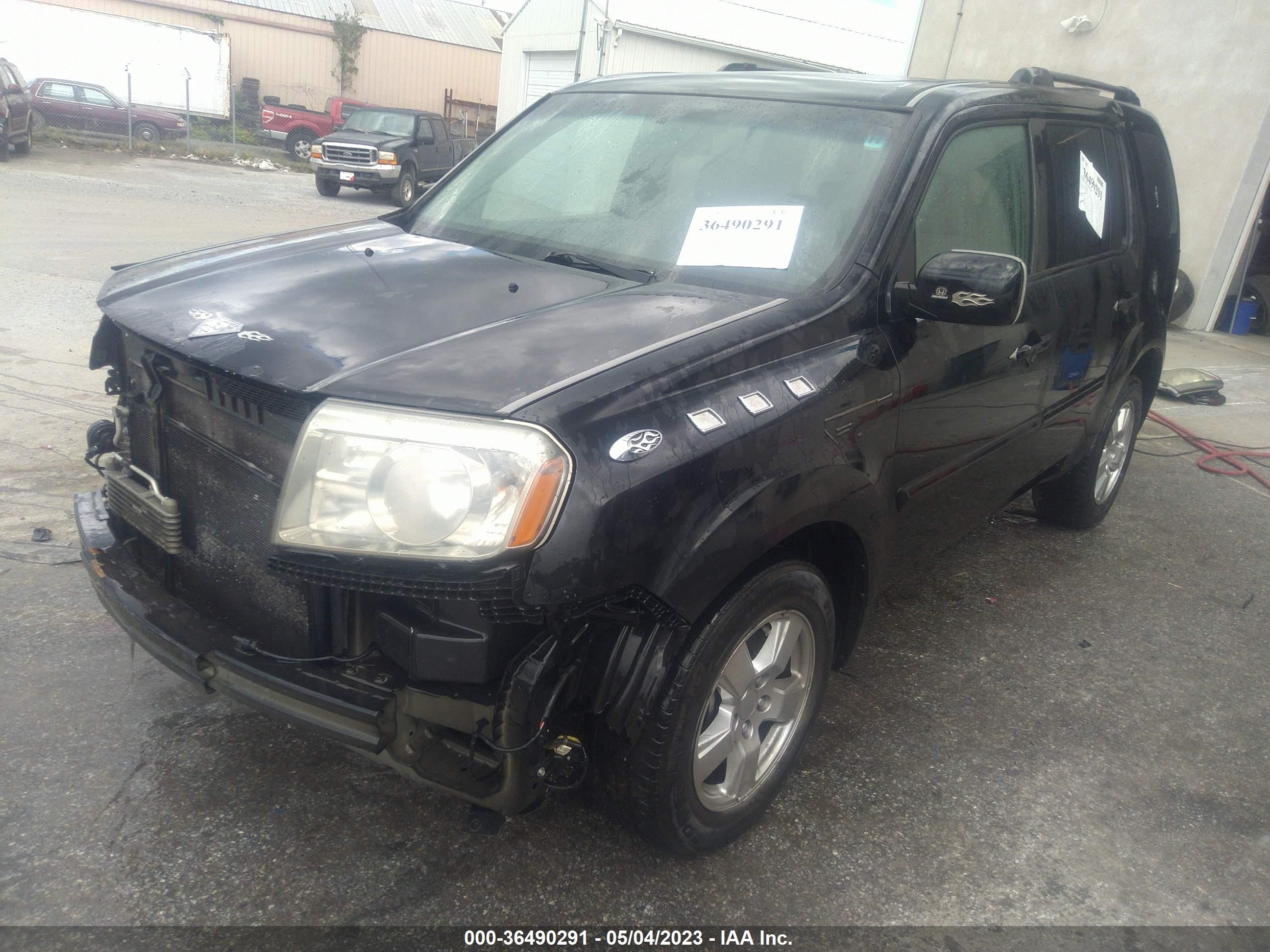 Photo 1 VIN: 5FNYF4H64BB017017 - HONDA PILOT 