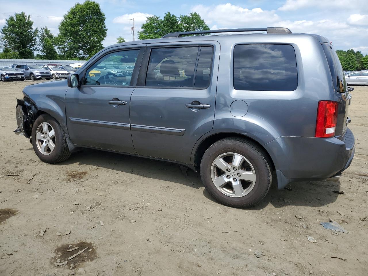 Photo 1 VIN: 5FNYF4H65AB012780 - HONDA PILOT 