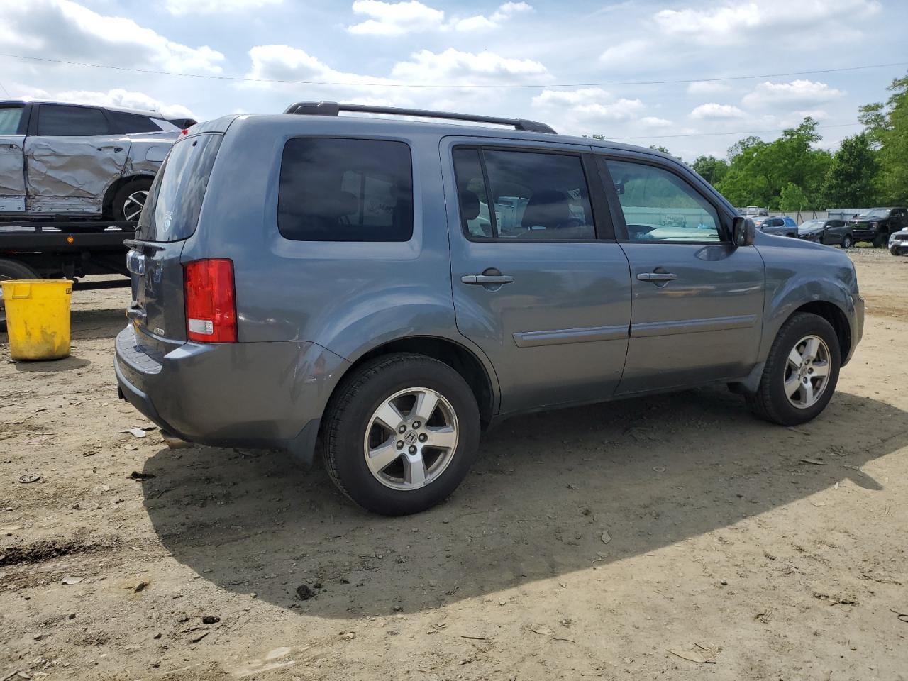 Photo 2 VIN: 5FNYF4H65AB012780 - HONDA PILOT 